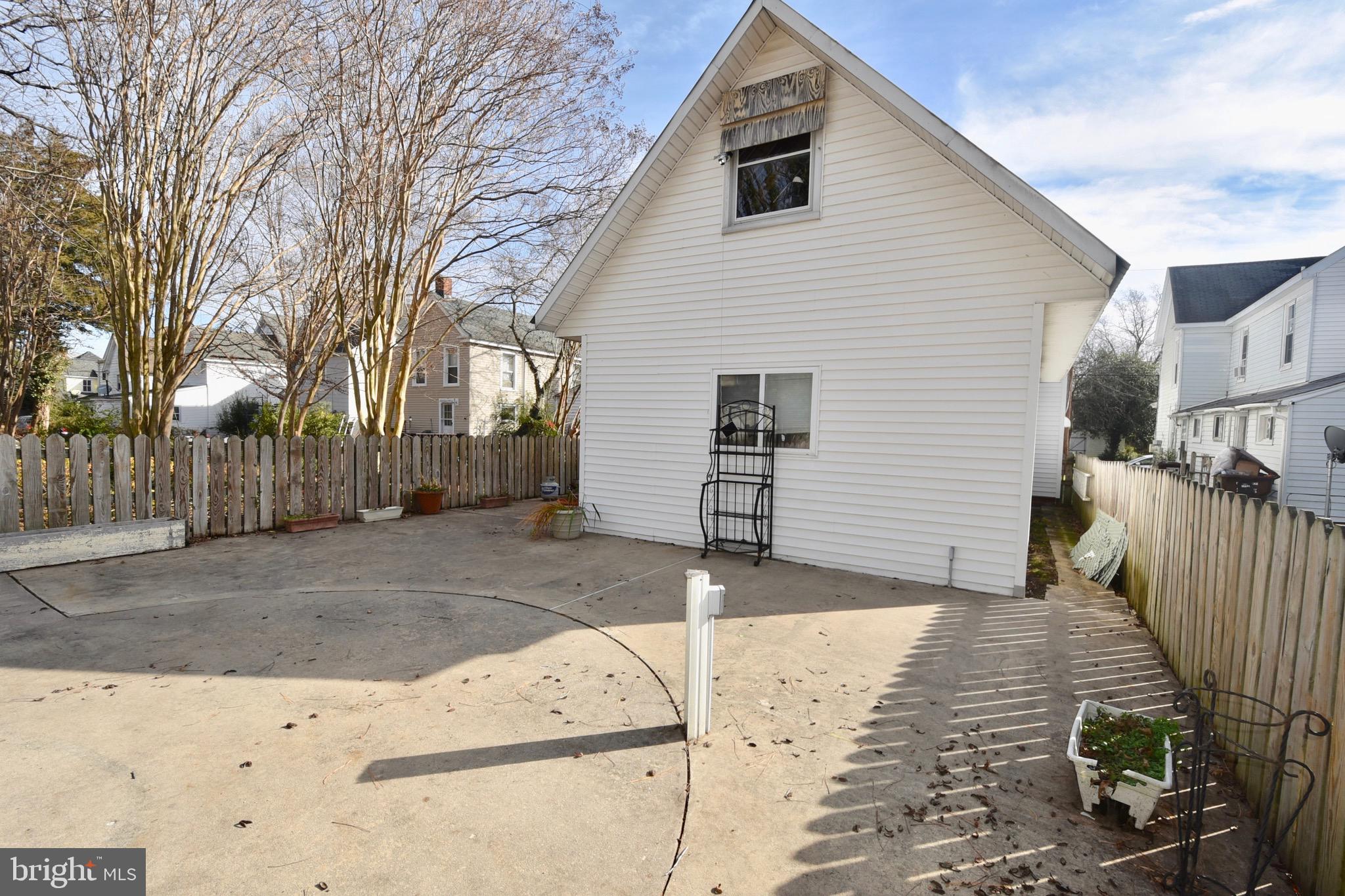 211 Choptank Avenue Cambridge, MD 21613 - Photo 42 of 52 a view of a house with a patio