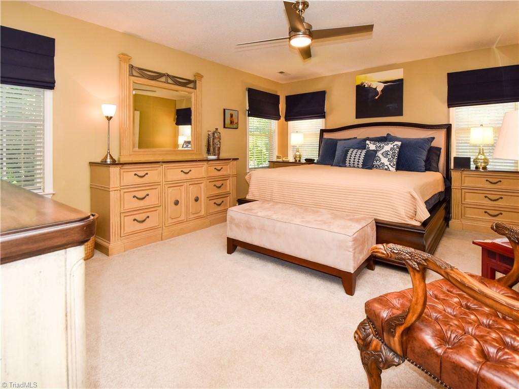 4017 Preswick Court High Point, NC 27265 - Photo 18 of 36