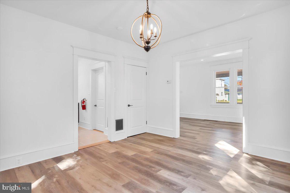 217 Walnut Street Delanco, NJ 08075 - Photo 8 of 25