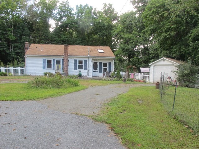 400 Ironmine Road Burrillville, RI 02830 - Photo 2 of 14