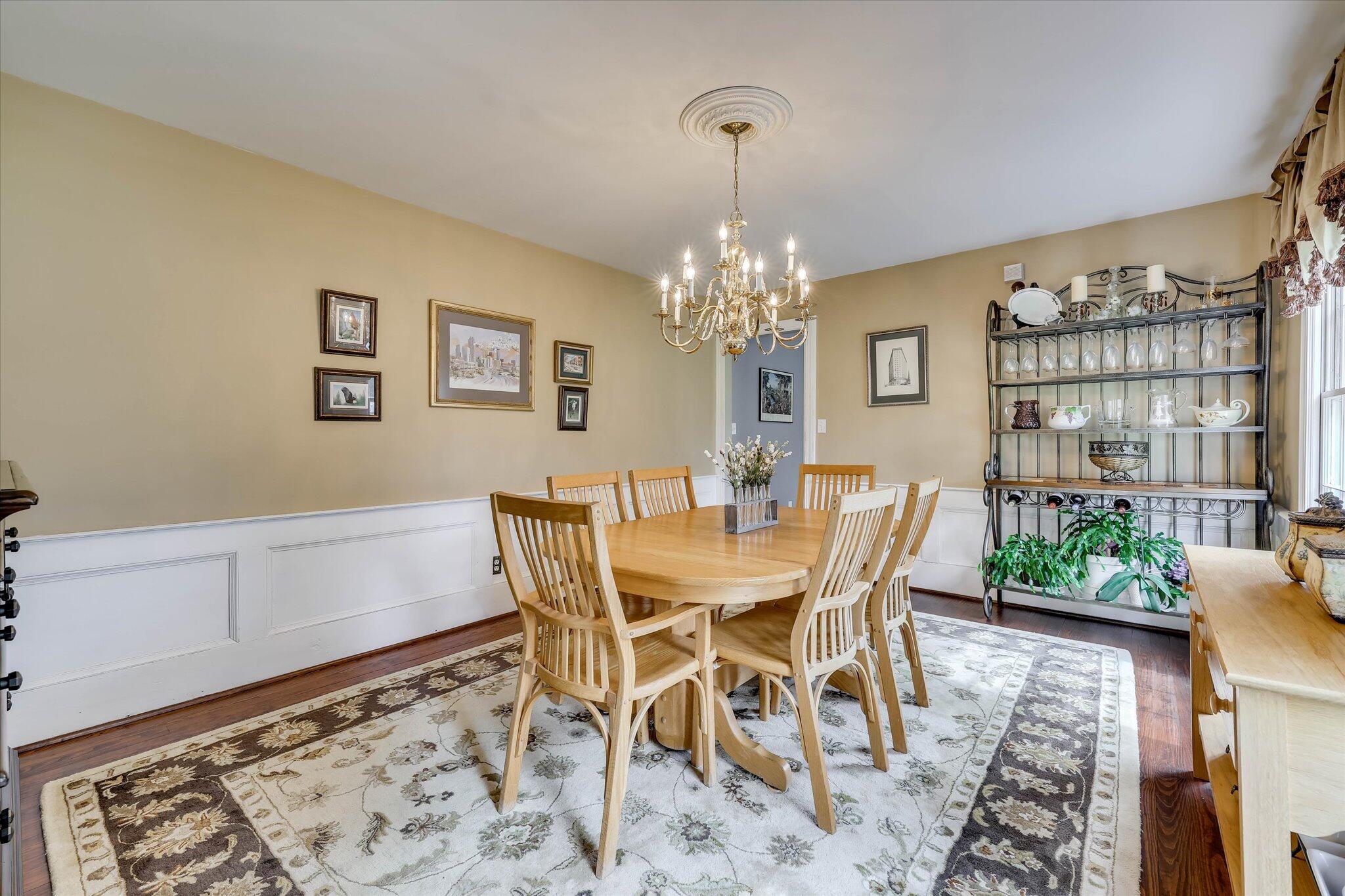 711 Augusta St Extension McCormick, SC 29835 - Photo 8 of 78 dining room