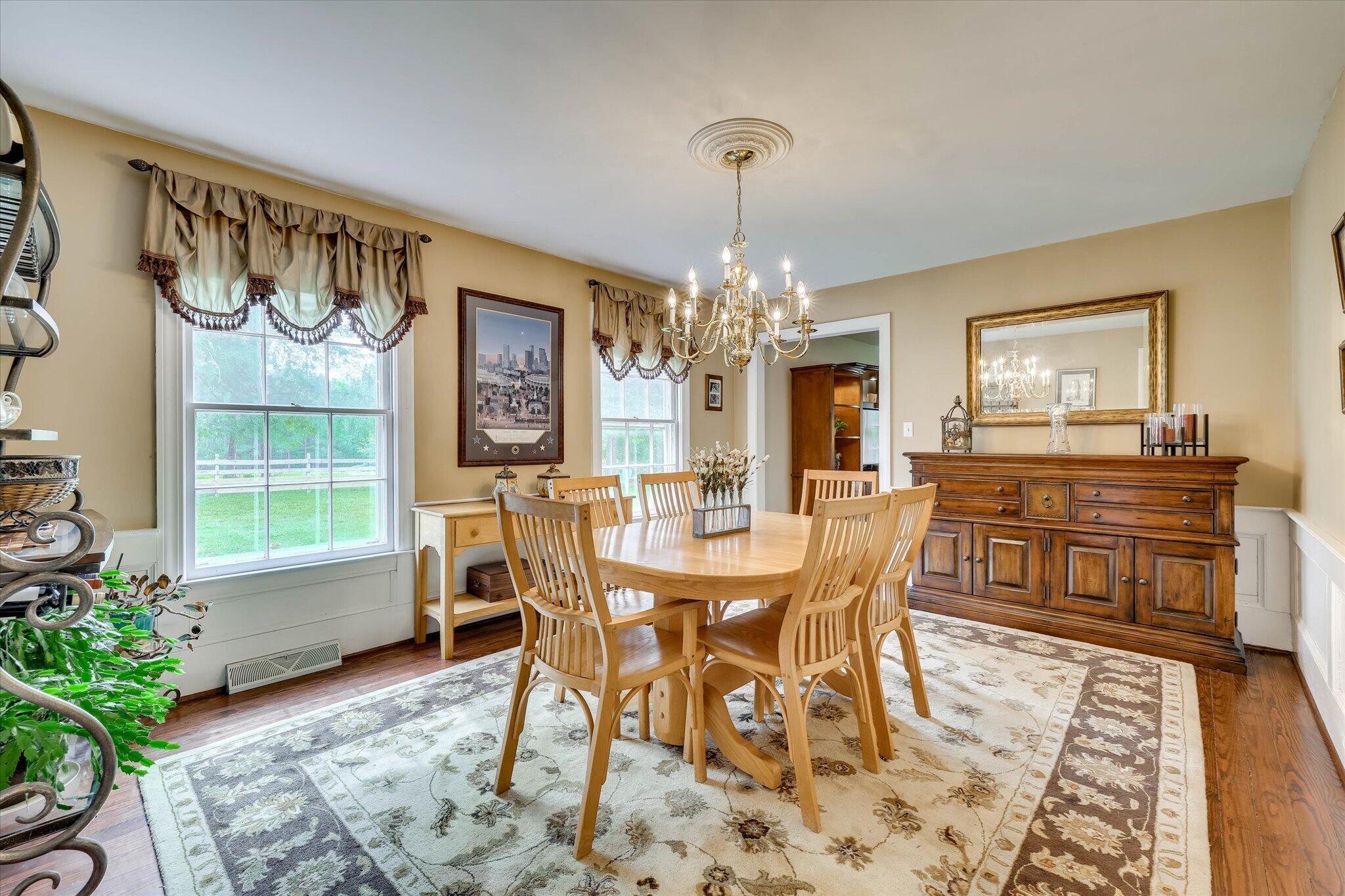 711 Augusta St Extension McCormick, SC 29835 - Photo 9 of 78 dining room