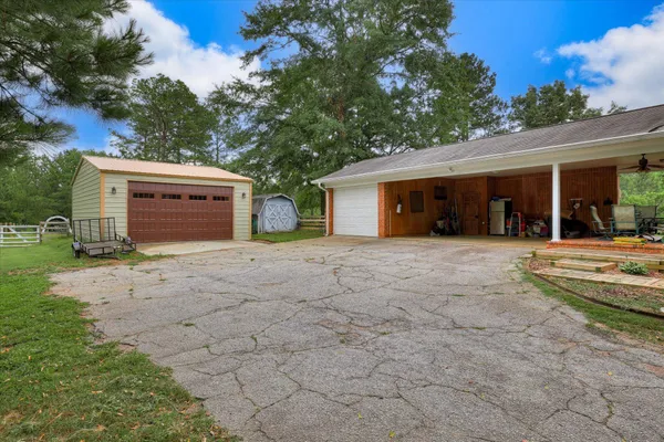 $699,900 | 711 Augusta St Extension, McCormick, SC 29835