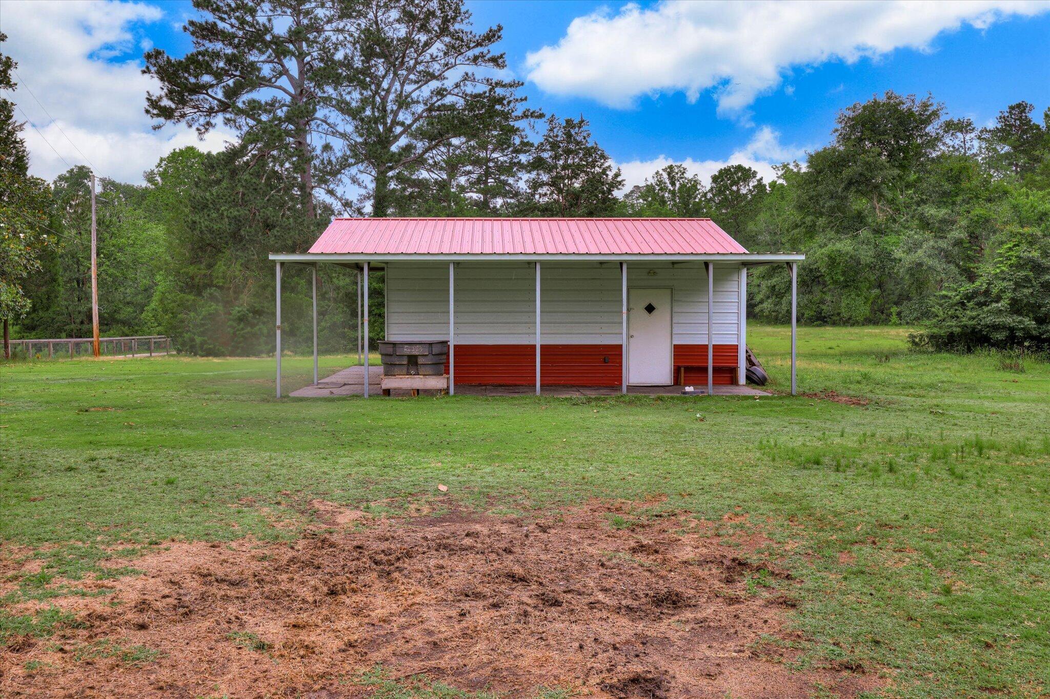 711 Augusta St Extension McCormick, SC 29835 - Photo 48 of 78 Horse Barn