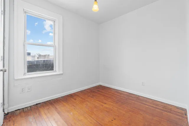 $1,750 | 91 Ocean Avenue, Unit 3, Jersey City, NJ 07305