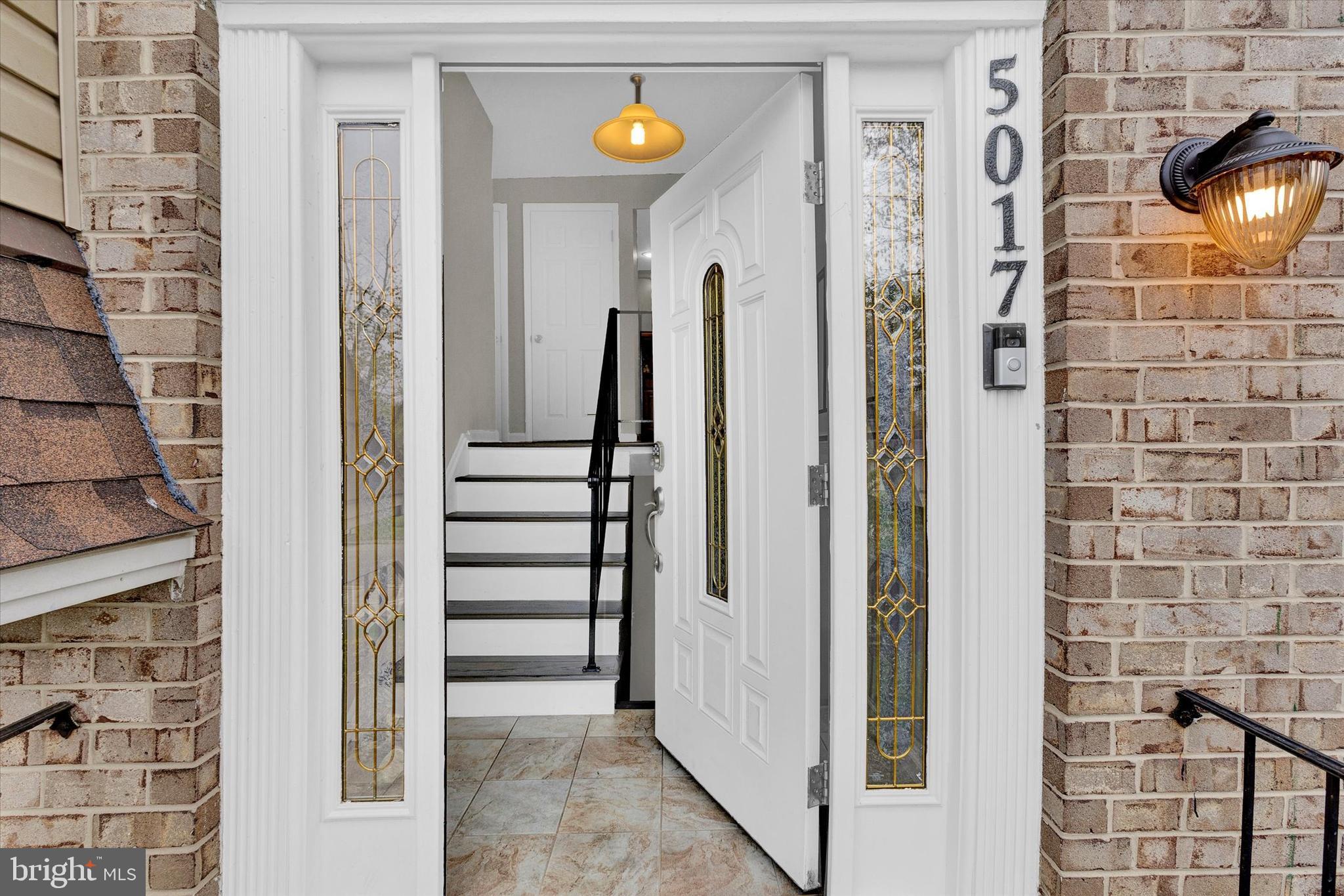 5017 Nicholas Road Waldorf, MD 20601 - Photo 2 of 26 Entrance/Foyer