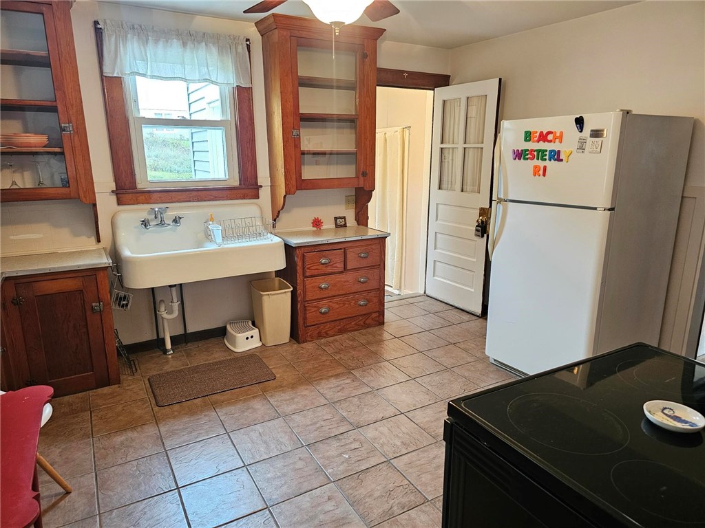 26 Westminster Street Westerly, RI 02891 - Photo 12 of 30