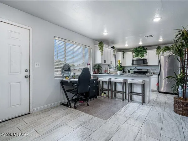 $255,000 | 2225 South Hemlock Stravenue, Tucson, AZ 85713