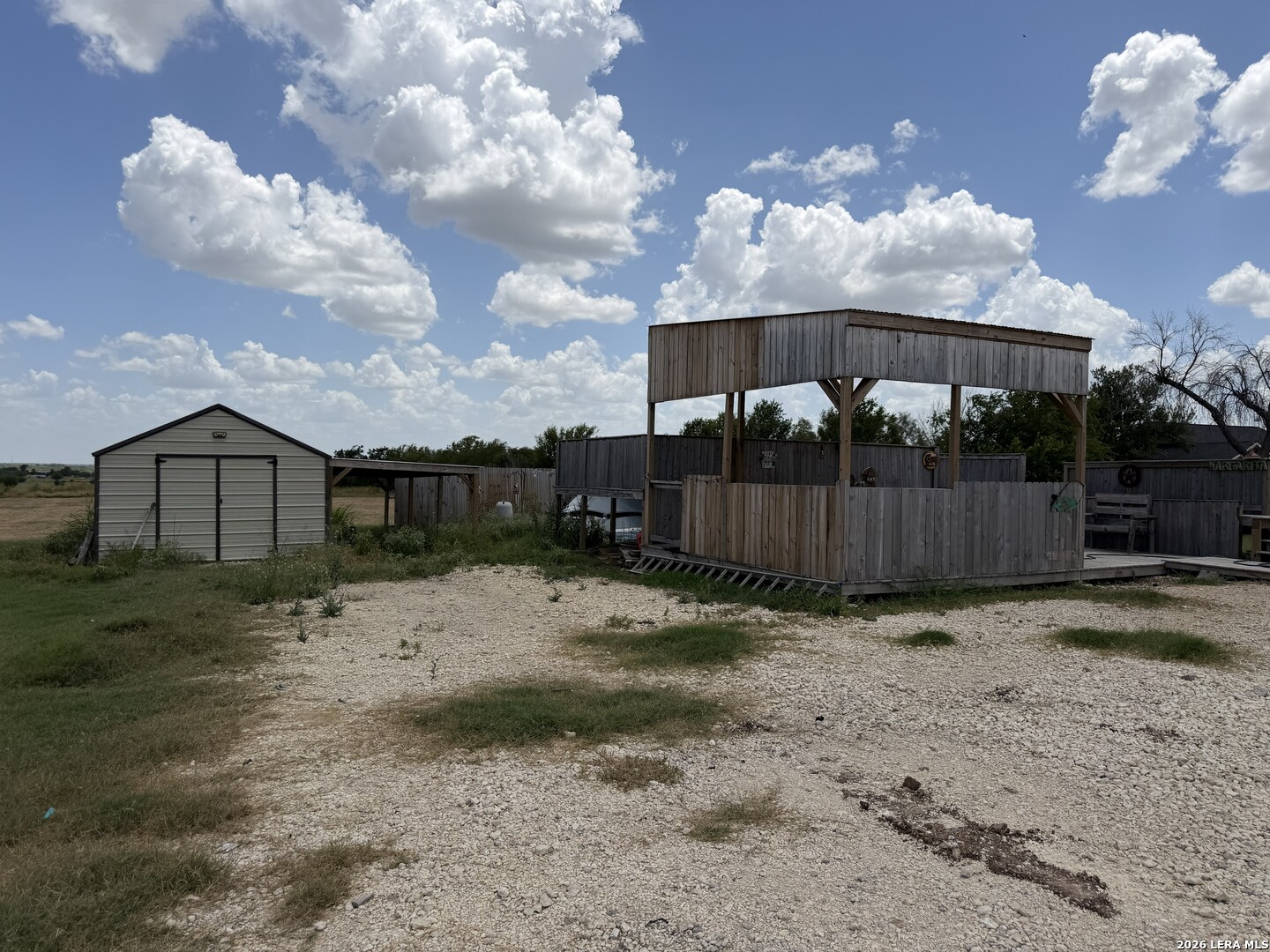 7002 County Road 4514 Devine, TX 78016 - Photo 23 of 24