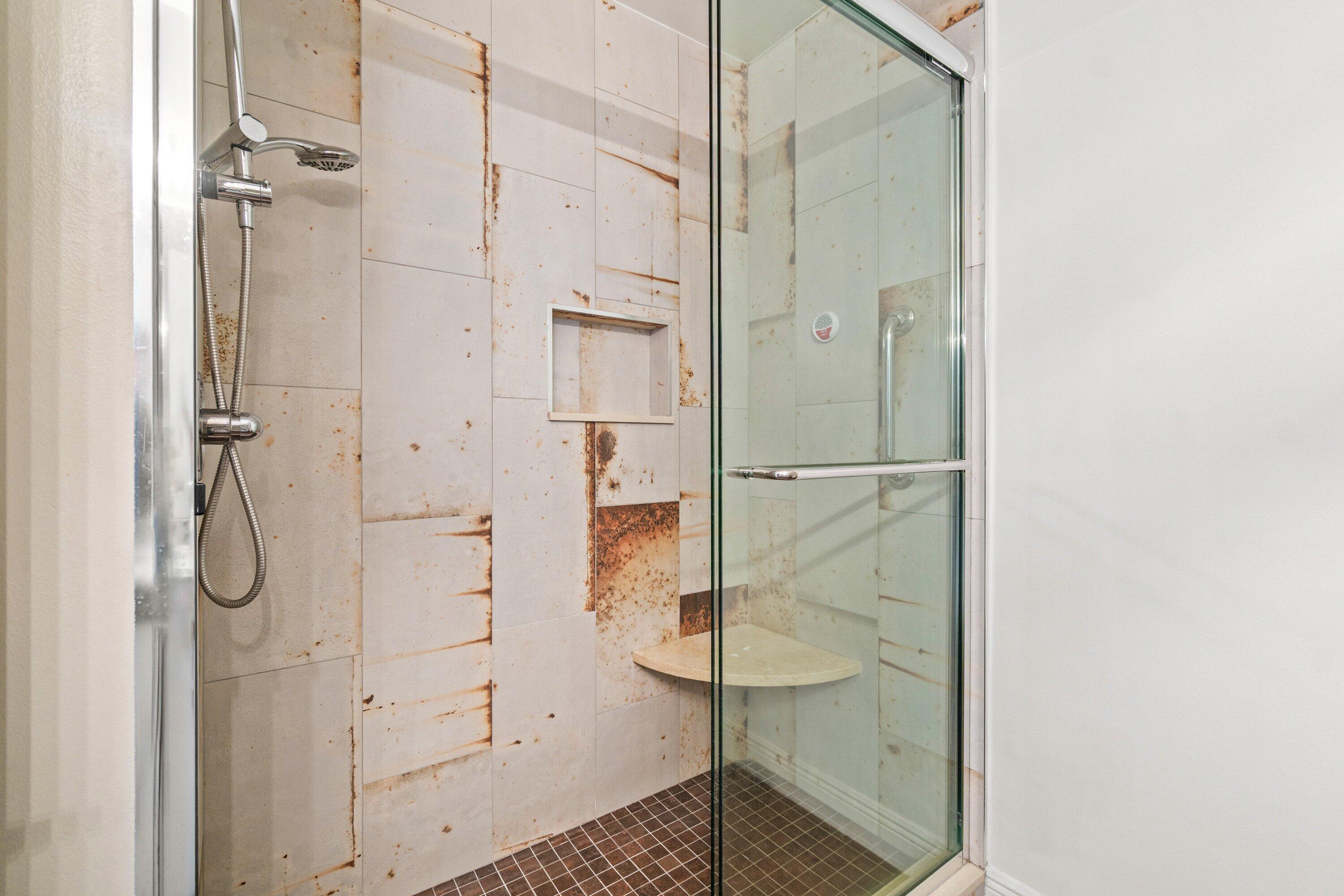 6079 Millington Way Delray Beach, FL 33484 - Photo 15 of 38 Guest Shower