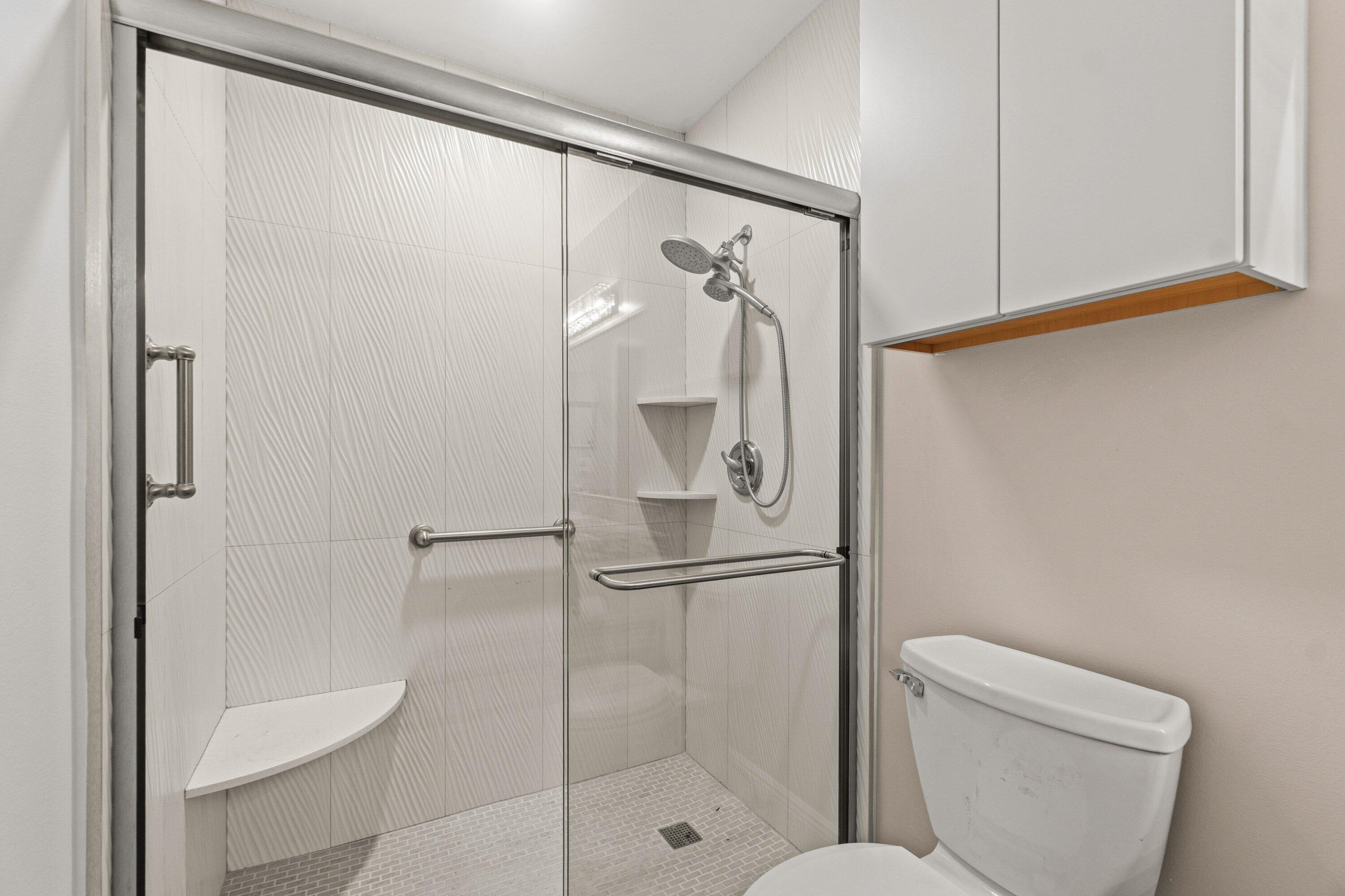 6079 Millington Way Delray Beach, FL 33484 - Photo 20 of 38 Primary Shower