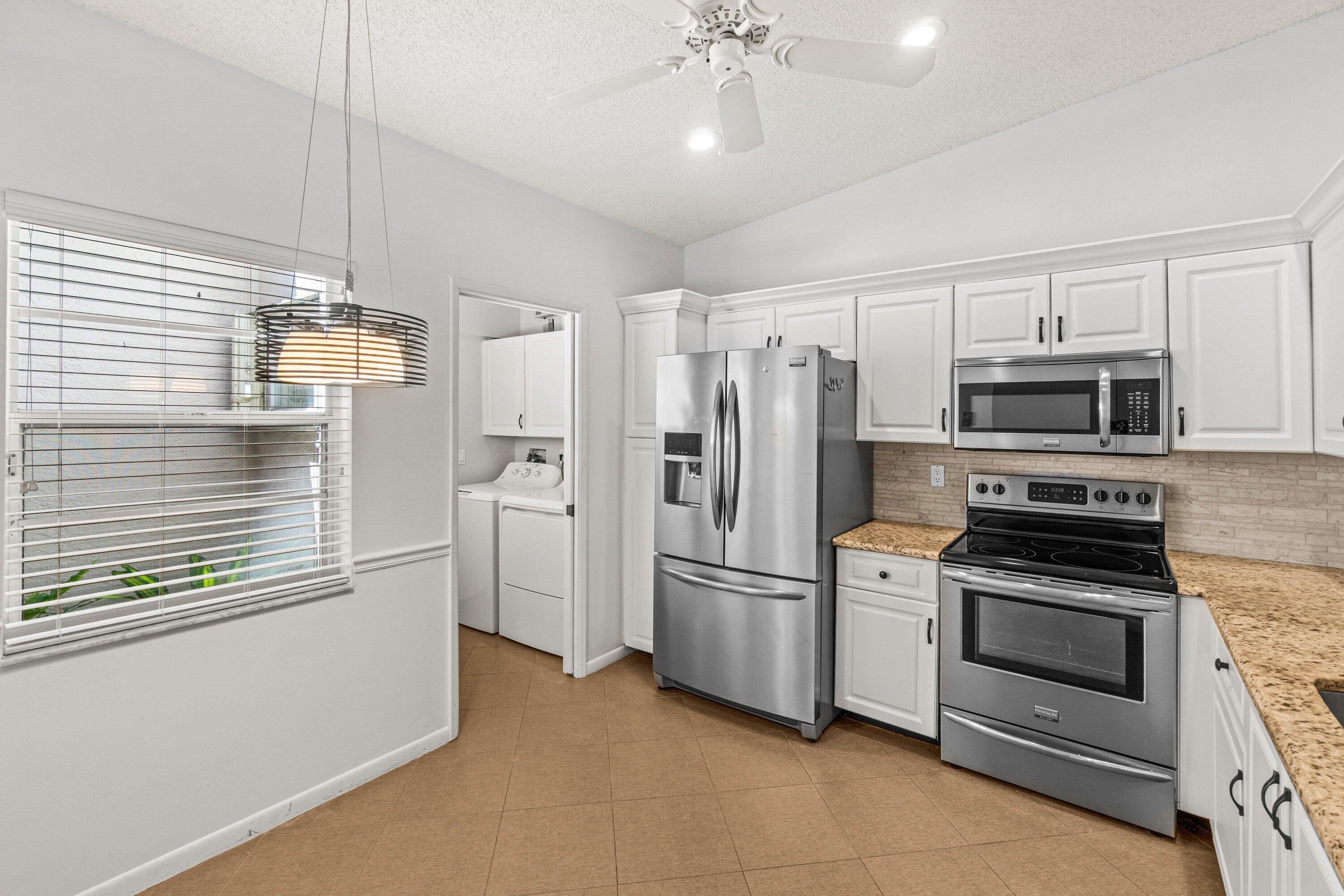 6079 Millington Way Delray Beach, FL 33484 - Photo 9 of 38 Kitchen 3