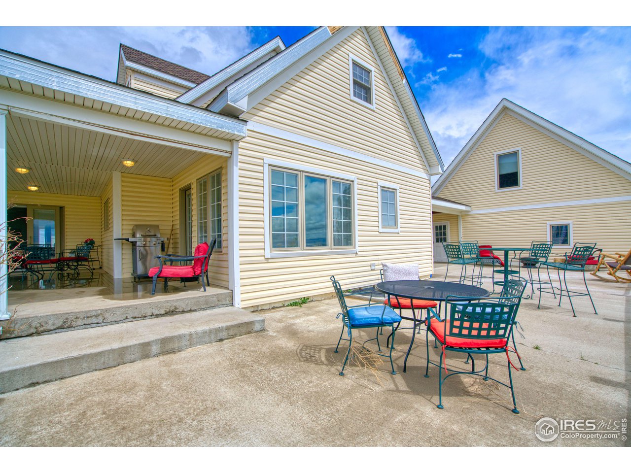 16002 County Road West Weldona, CO 80653 - Photo 4 of 39 Gallery Image 4