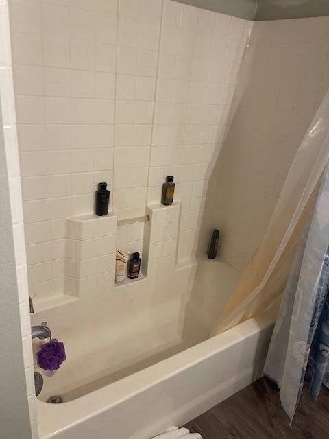14 Random Place Palm Coast, FL 32164 - Photo 16 of 25 a bathroom with a bathtub
