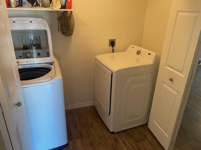 14 Random Place Palm Coast, FL 32164 - Photo 18 of 25 a utility room with dryer and washer