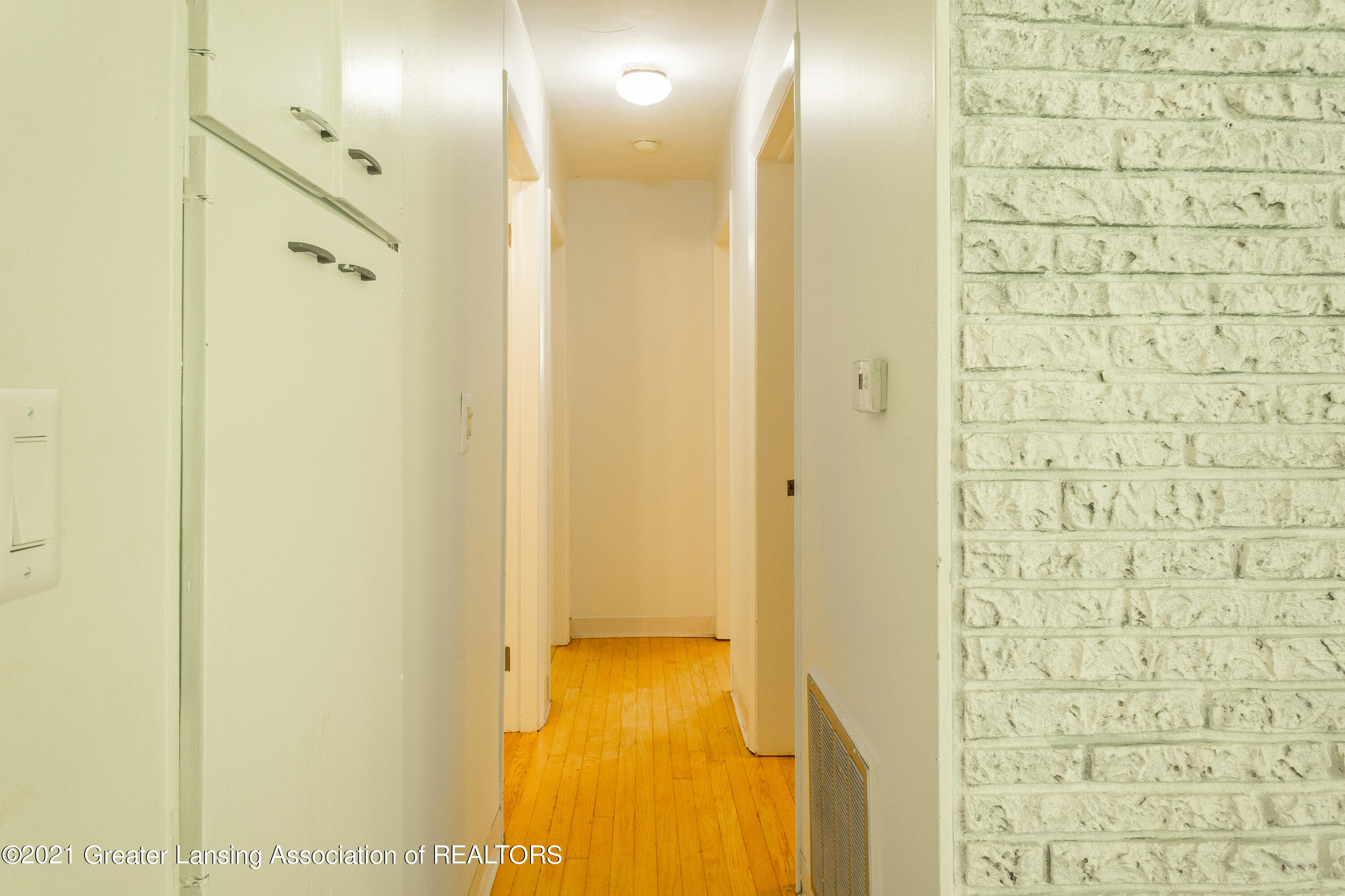 6185 Marsh Road Haslett, MI 48840 - Photo 26 of 40 Hall