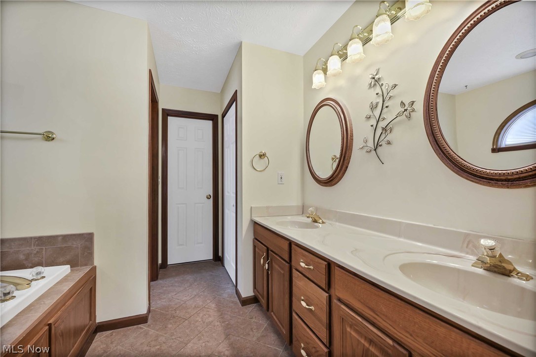33862 Gilbert Court North Ridgeville, OH 44039 - Photo 25 of 35 Gallery Image 25