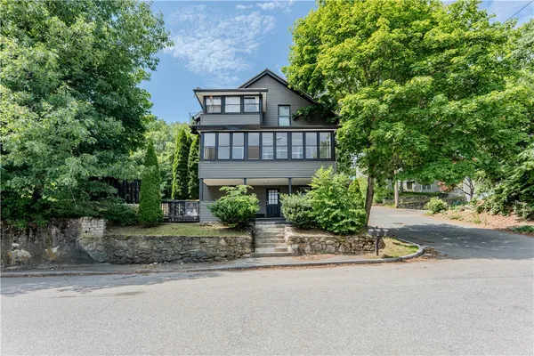 $629,000 | 106 Bouvier Avenue, Lincoln, RI 02838