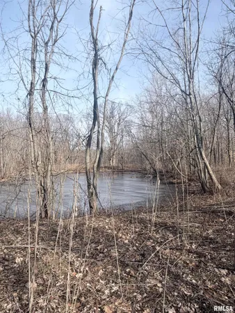 $179,000 | 4120-4319 North 925th Street, Paris, IL 61944