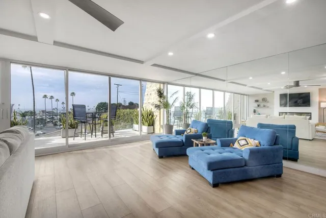 $1,220,000 | 1200 North Harbor Drive, Unit 1B, Oceanside, CA 92054