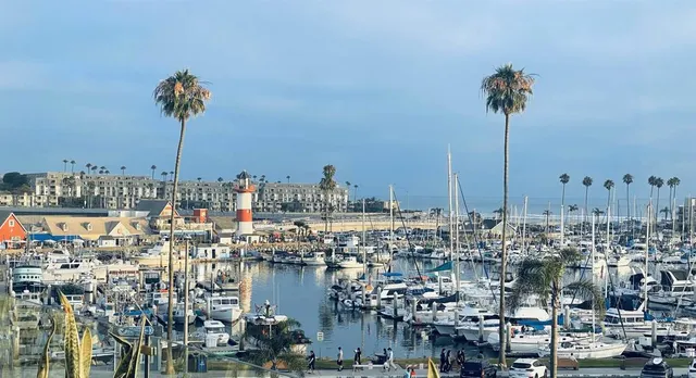 $1,220,000 | 1200 North Harbor Drive, Unit 1B, Oceanside, CA 92054