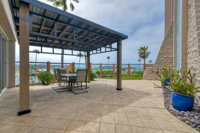 $1,220,000 | 1200 North Harbor Drive, Unit 1B, Oceanside, CA 92054