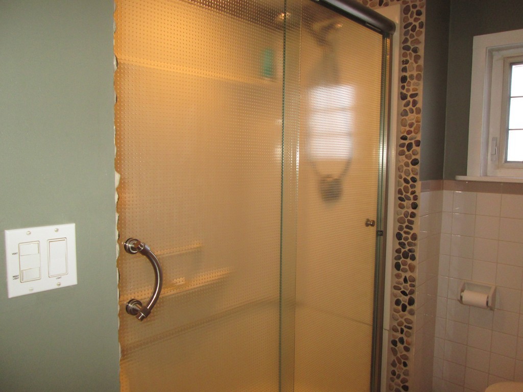 921 River Road Agawam, MA 01001 - Photo 18 of 26 Gallery Image 18