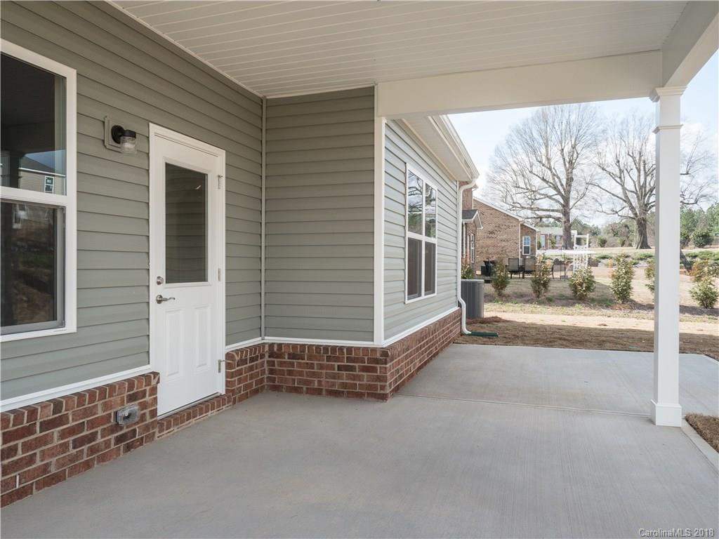 233 Keating Pl Drive, Unit 50 Fort Mill, SC 29708 - Photo 3 of 23 Gallery Image 3