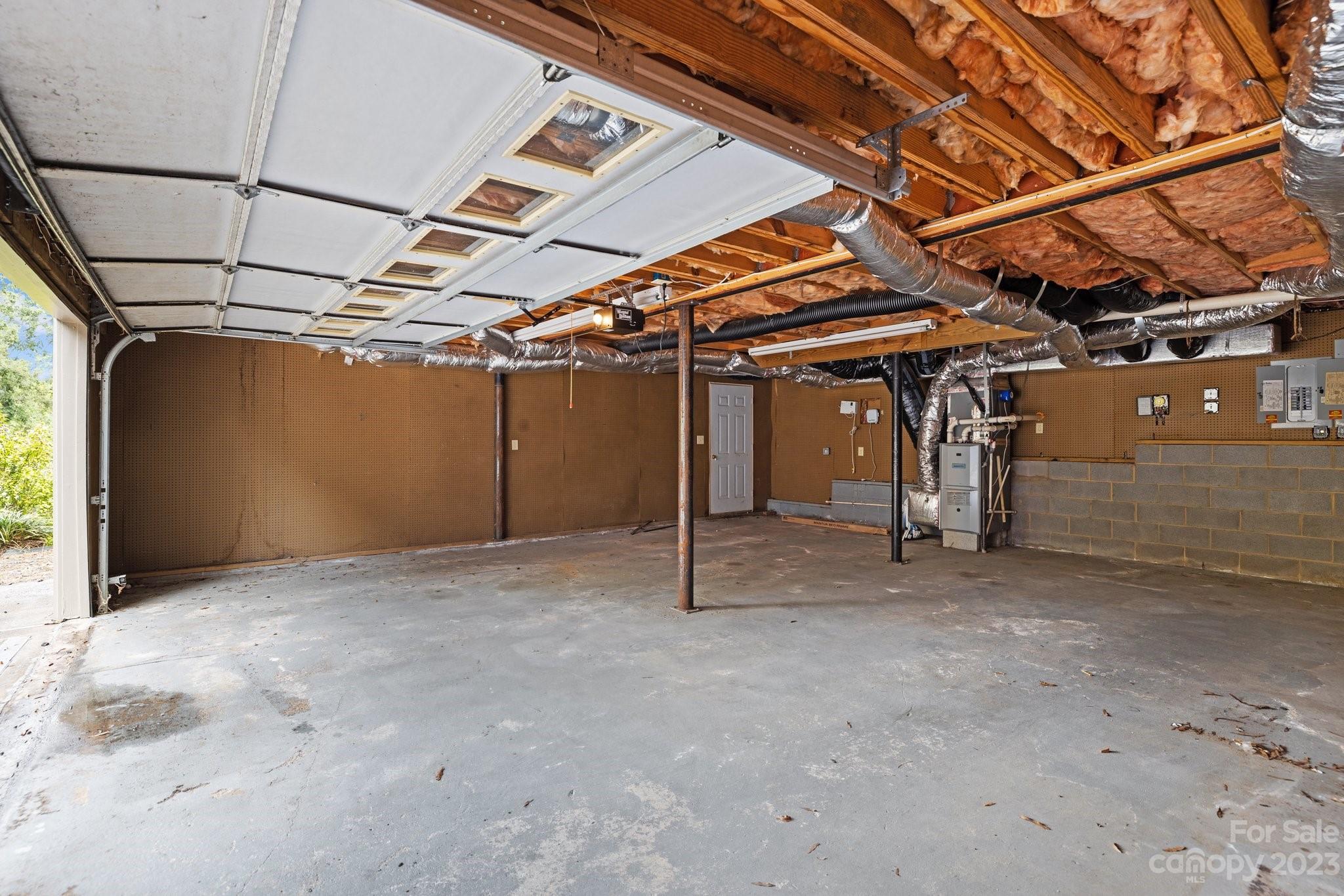 312 Brandywine Road Charlotte, NC 28209 - Photo 27 of 31 a view of empty room