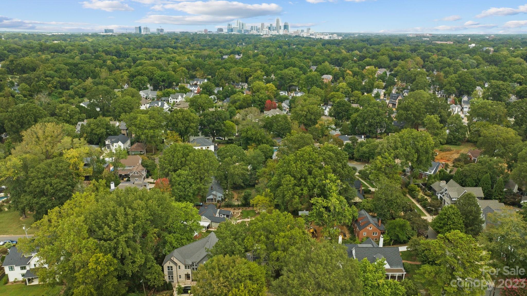 312 Brandywine Road Charlotte, NC 28209 - Photo 31 of 31 an aerial view of residential houses with outdoor space and trees