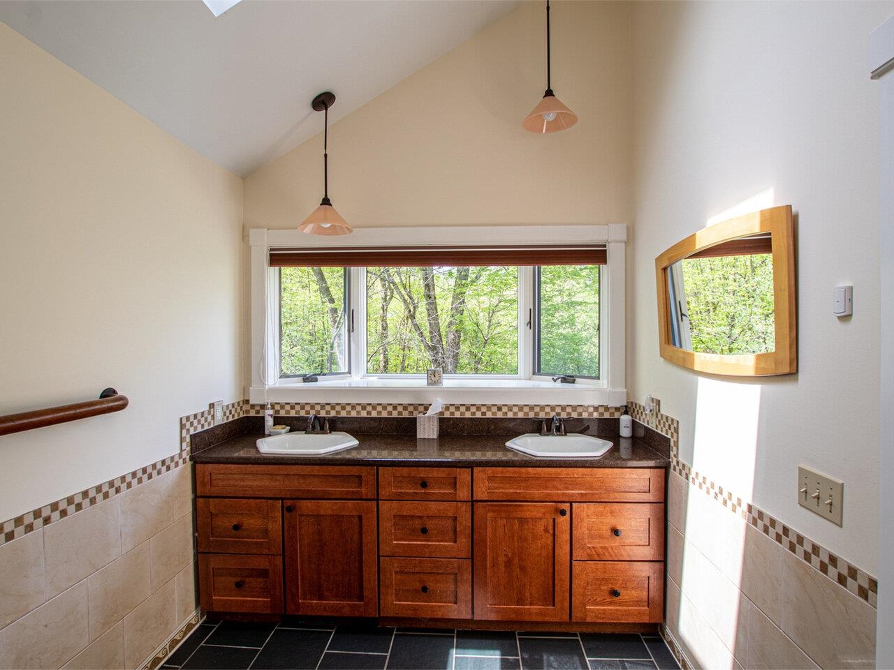 22 Davis Hill Road South Hero, VT 05486 - Photo 7 of 37 Gallery Image 7