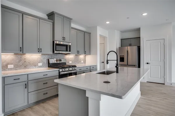 $3,000 | 8925 Enclave Way, Northlake, TX 76262