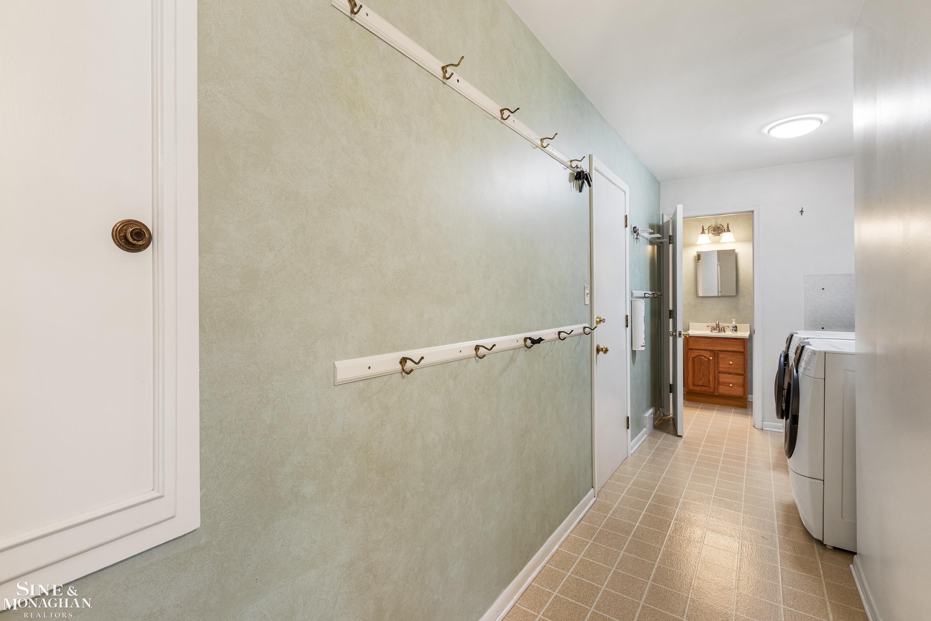 660 Pemberton Road Grosse Pointe Park, MI 48230 - Photo 19 of 50