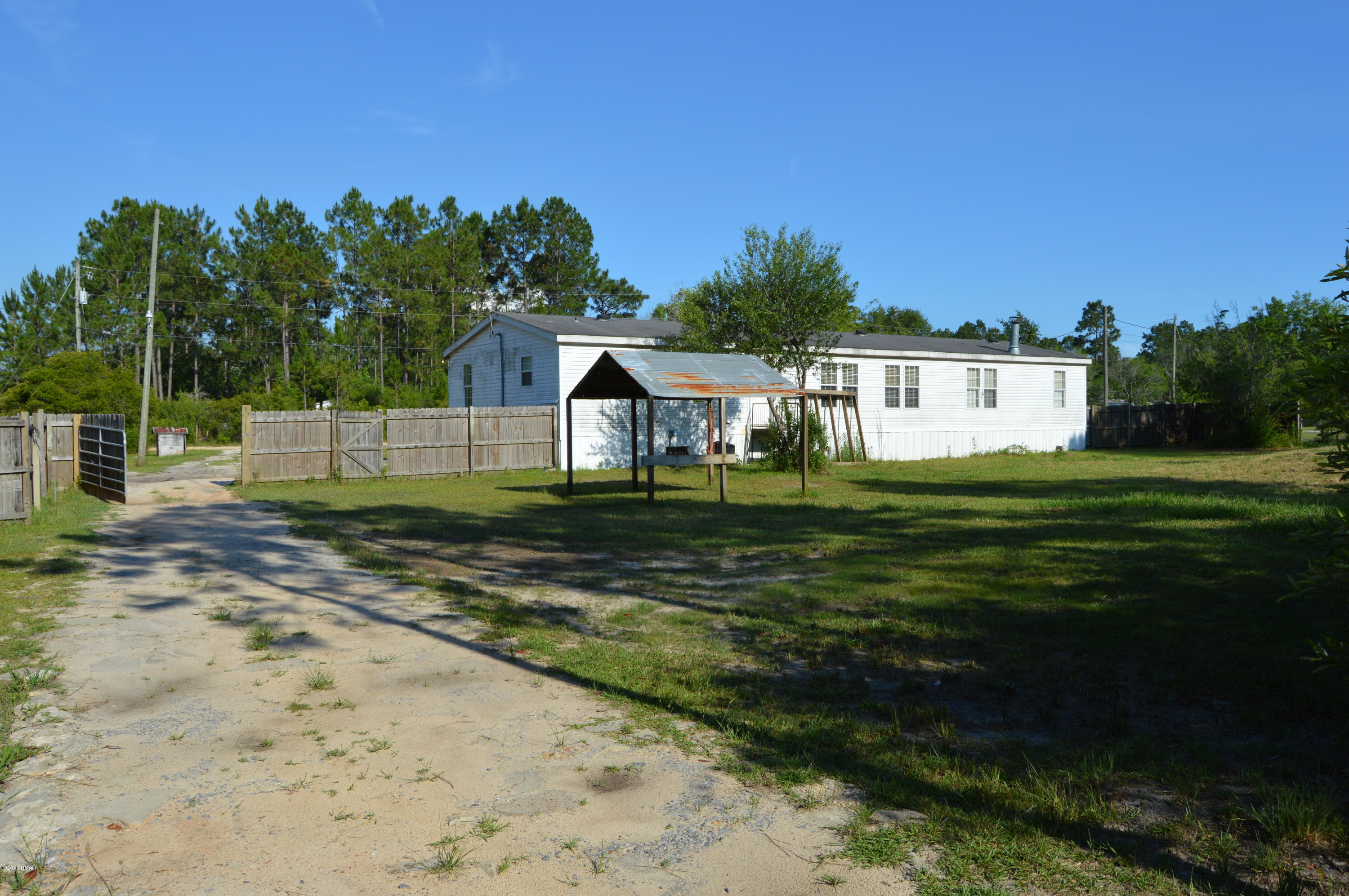 6939 Roadrunner Road Youngstown, FL 32466 - Photo 36 of 41 Gallery Image 36