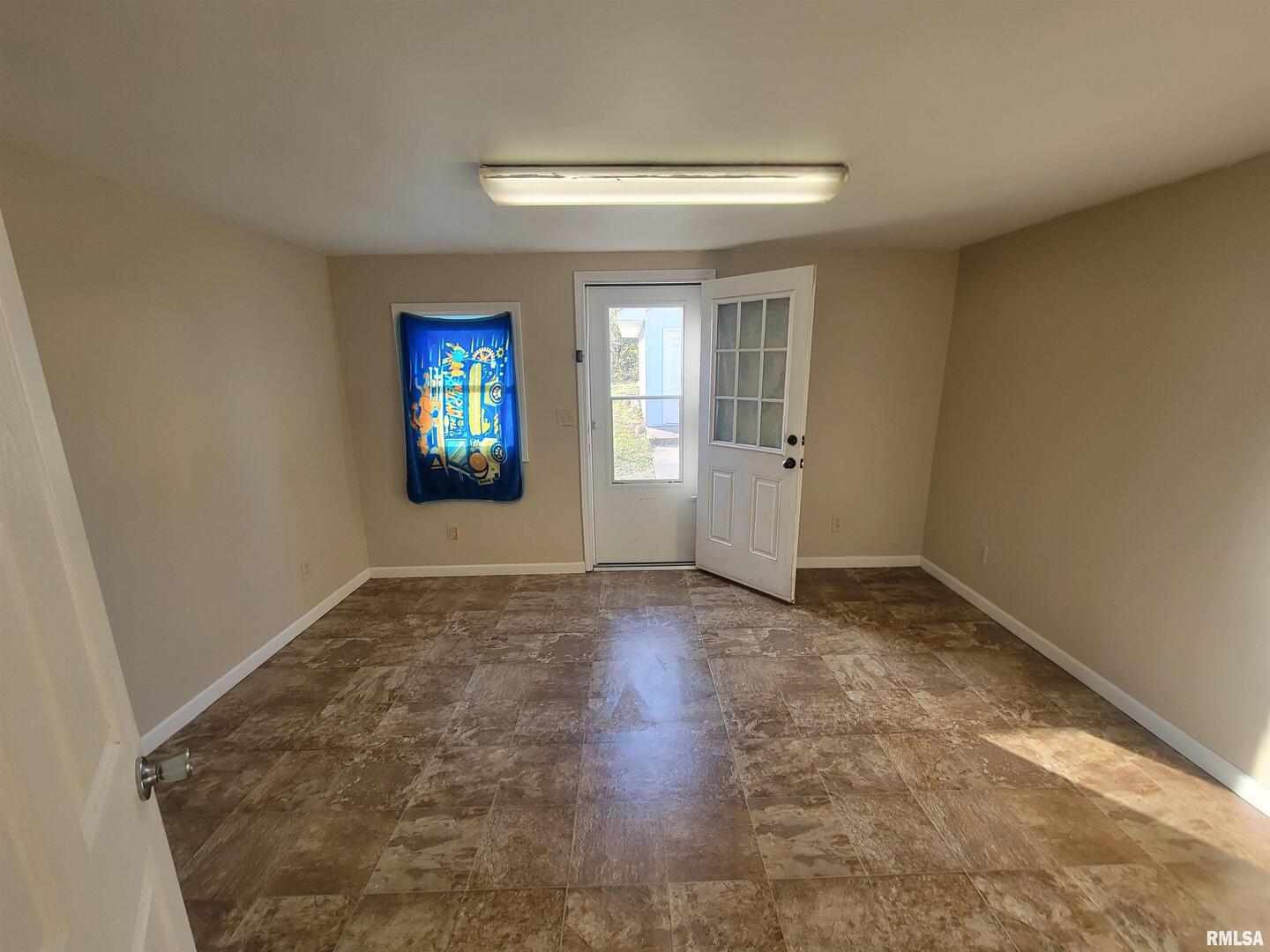 705 South 11th Street Herrin, IL 62948 - Photo 12 of 12