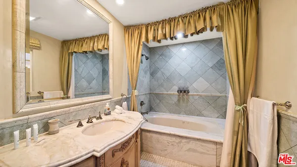 $16,000 | 6138 Maryland Drive, Los Angeles, CA 90048
