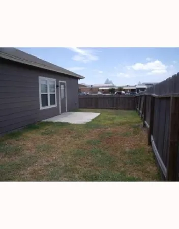 a view of outdoor space yard and balcony