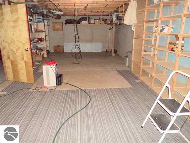 8560 West 10 Road Mesick, MI 49668 - Photo 20 of 25 1740849-19.JPG