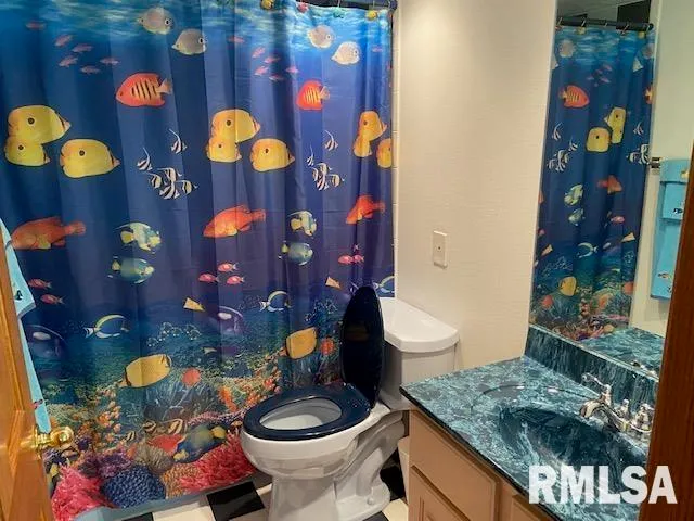 $650,000 | 12863 Bowling Alley Road, Benton, IL 62812