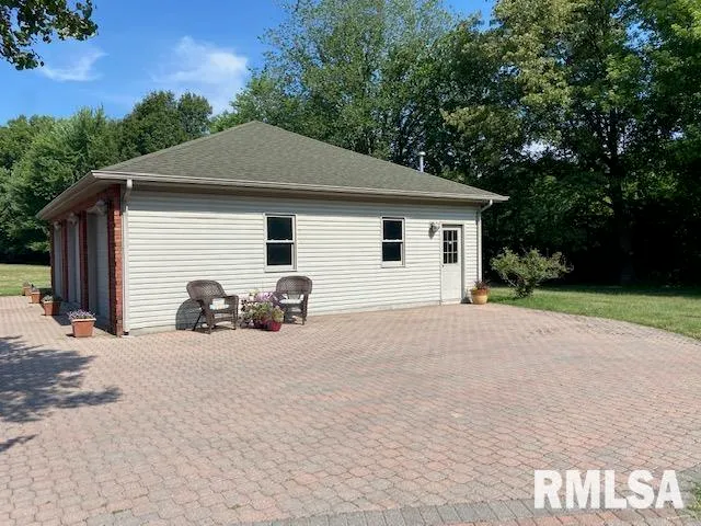 $650,000 | 12863 Bowling Alley Road, Benton, IL 62812