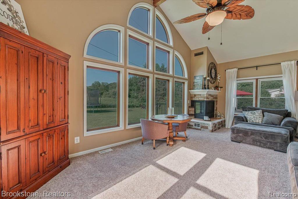 12824 Clyde Road Fenton, MI 48430 - Photo 15 of 57