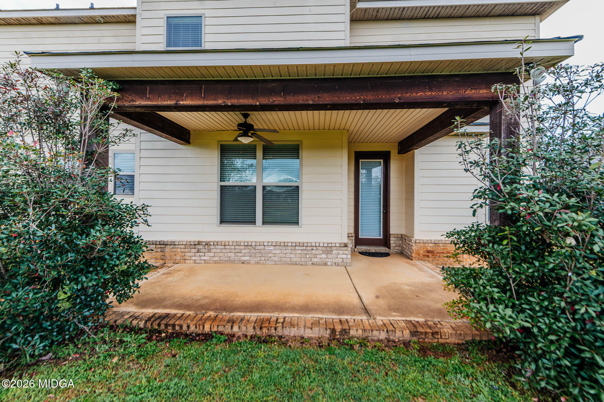 112 Agriculture Lane Perry, GA 31069 - Photo 3 of 40 a view of entrance of the house