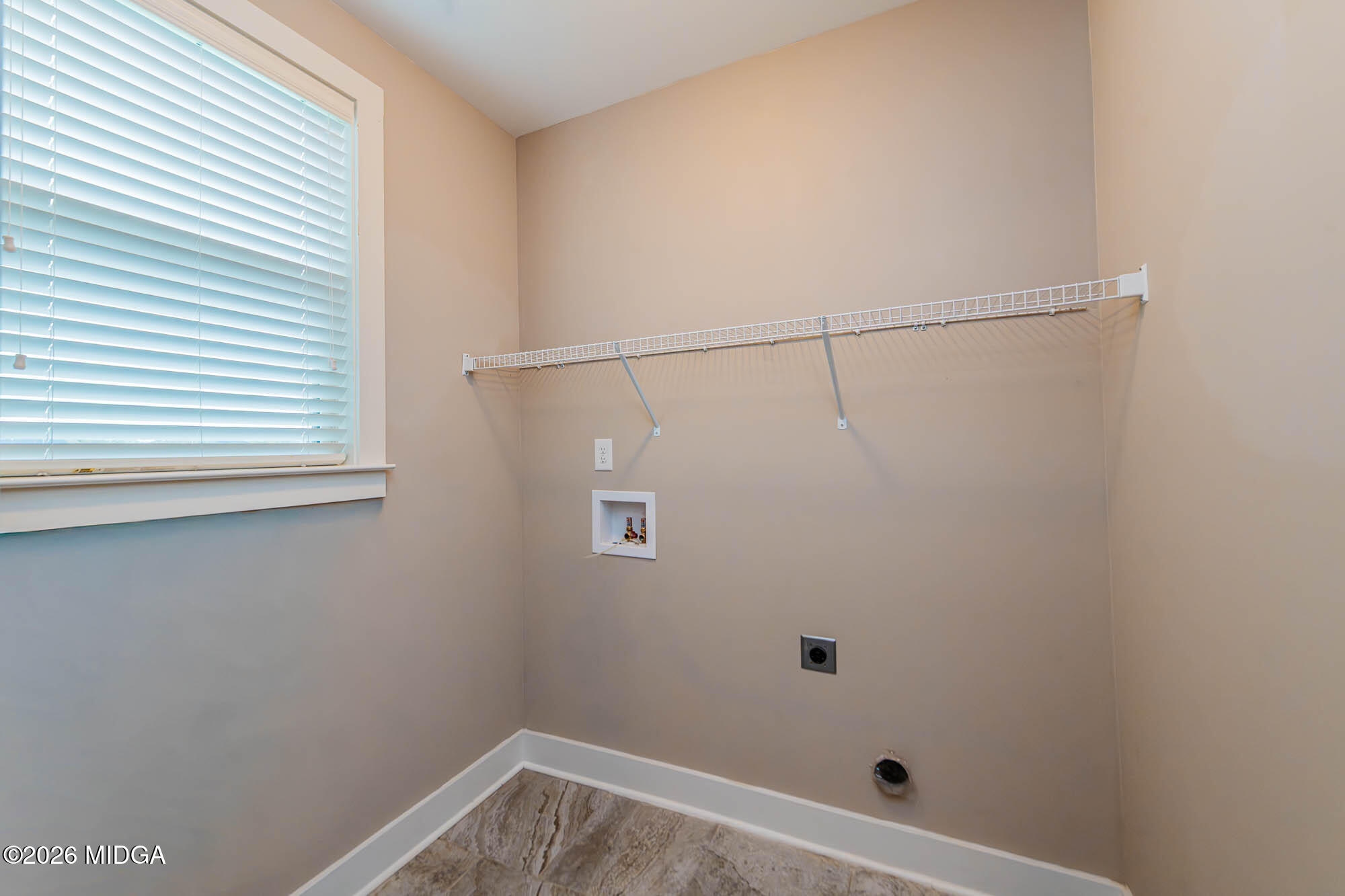 112 Agriculture Lane Perry, GA 31069 - Photo 33 of 40 a bathroom with a shower