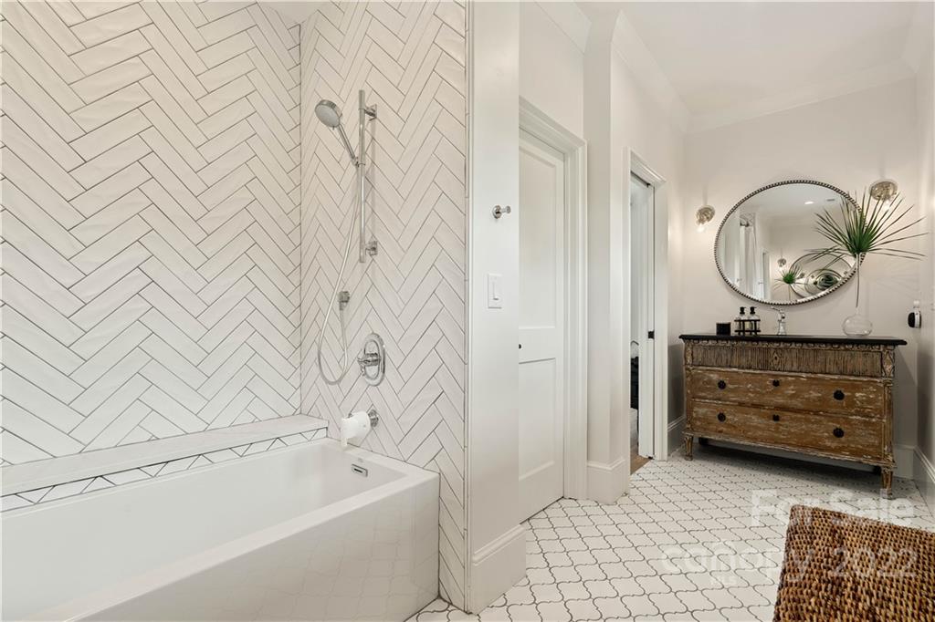 3100 Cambridge Road Charlotte, NC 28209 - Photo 41 of 44 Gallery Image 41