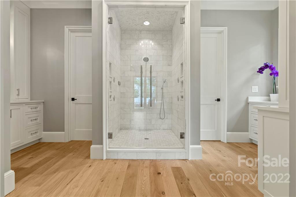 3100 Cambridge Road Charlotte, NC 28209 - Photo 8 of 44 Gallery Image 8