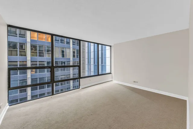 $199,000 | 230 East Ontario Street, Unit 805, Chicago, IL 60611