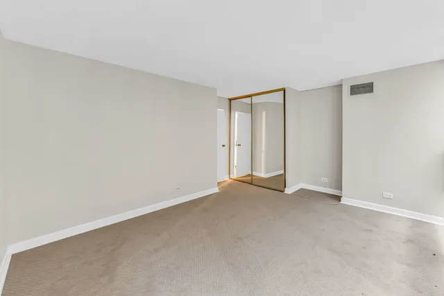 $199,000 | 230 East Ontario Street, Unit 805, Chicago, IL 60611