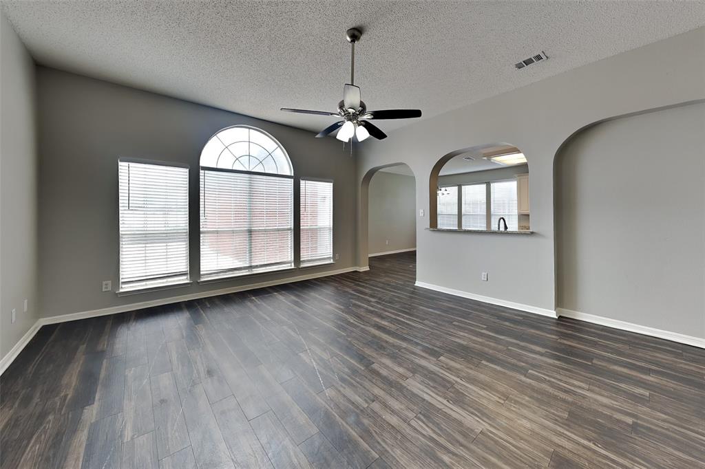 906 Carnegie Court Allen, TX 75002 - Photo 2 of 23