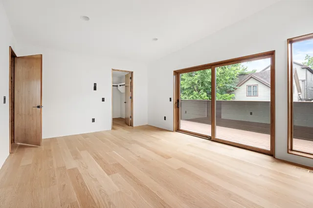 $12,000 | 1603 5th Avenue North, Nashville, TN 37208