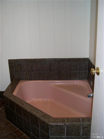 11381 Graton Road Sebastopol, CA 95472 - Photo 11 of 12 a bathroom with a bathtub